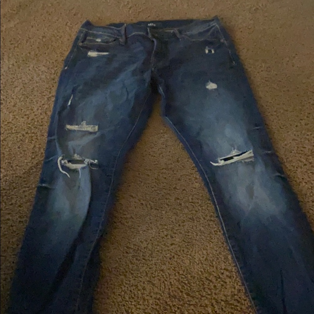 Aeropostale jeans with holes